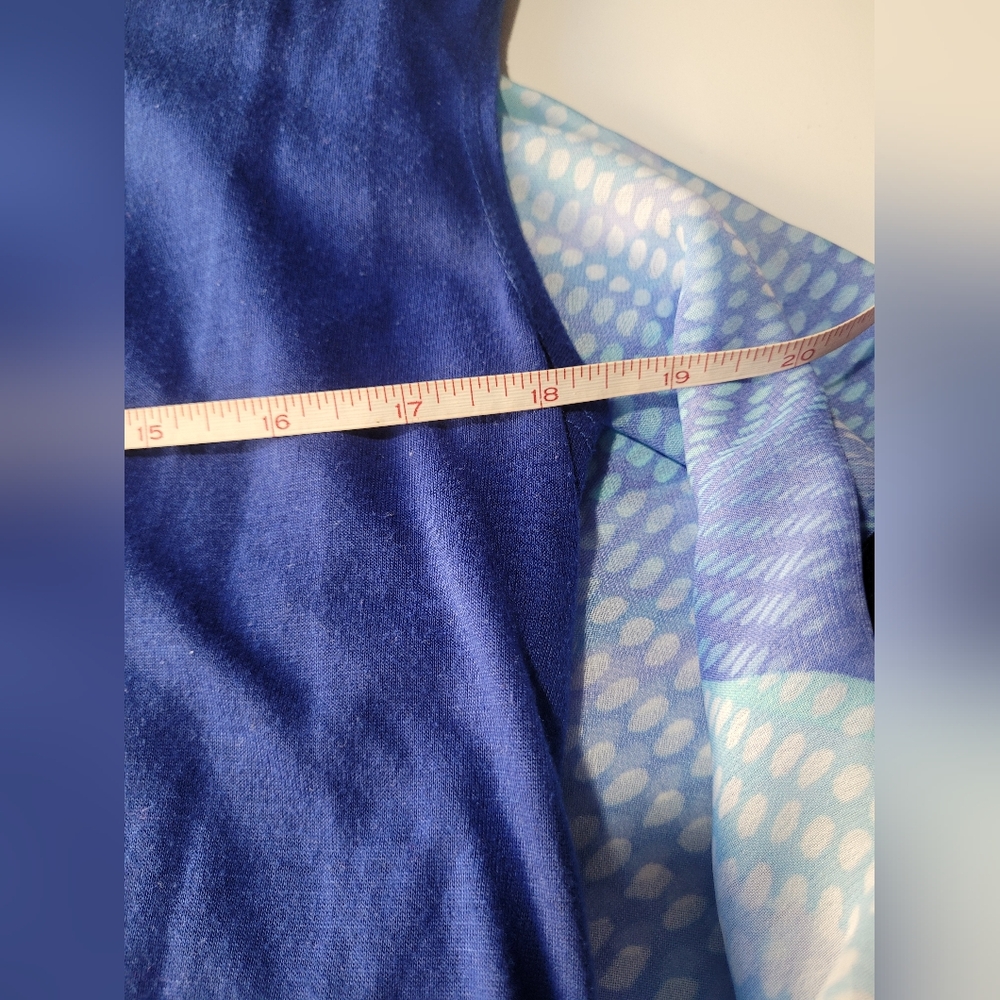 B.L.E.U. Multicolor Abstract Blouse - Picture 13 of 16